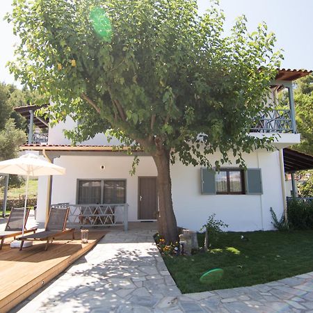 Casa Luxury Suites Paliouri Exterior foto