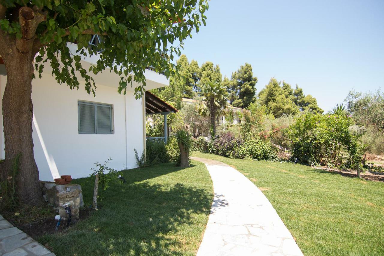 Casa Luxury Suites Paliouri Exterior foto